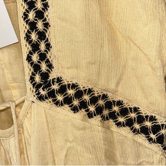 Raga Yellow LongSleeve Oversized Maxi
Dress(Size Small) - Picture 10 of 10